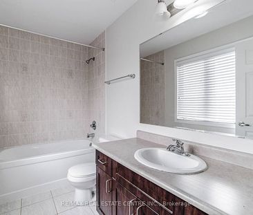 For Lease - 989 Farmstead Drive, Milton, Ontario - Photo 4