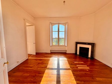 A LOUER - APPARTEMENT FAMILIAL T6 D'EXCEPTION DE 204M² ENTRE GARE ET MUSEE DES ARTS - Photo 2