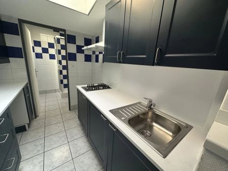 Location Appartement 2 pièces 52 m2 à Saint-Quentin - Photo 3
