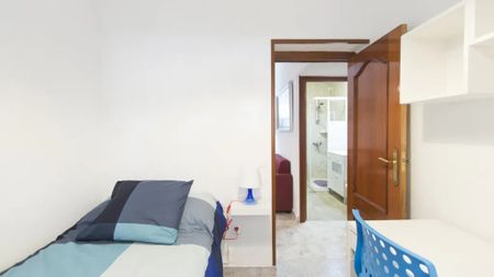 Calle Nardos, Getafe, Community of Madrid 28903 - Photo 4