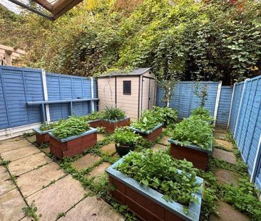 3 bedroom property to rent - Photo 4