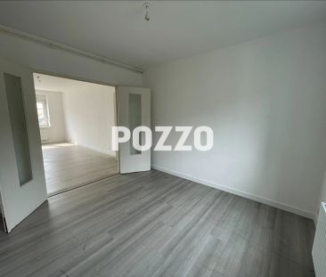 Location- 72m² - Appartement 4 pièces - GRANVILLE - Photo 2