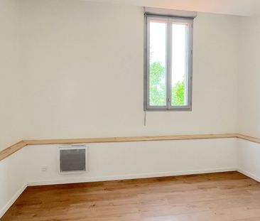 A LOUER MAISON DE VILLE 4 PIECES AVEC EXTERIEUR - SECTEUR BLAYE - Photo 4