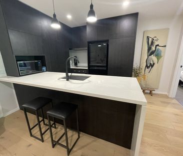 Fully furnished and stylish - Photo 6