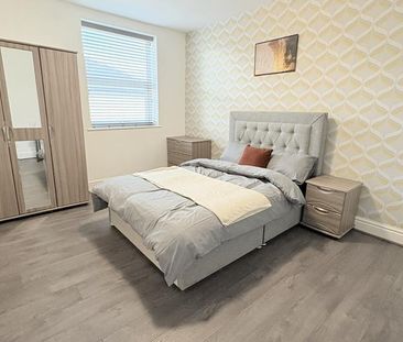 1 bedroom in a house share to rent - Photo 3