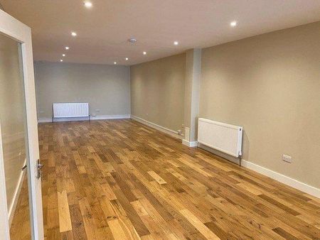 6 bedroom house to rent - Photo 2