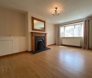 70 Lawnmount Crescent, Lisburn, BT27 4TU - Photo 2