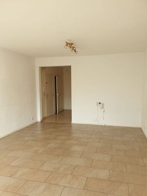 Appartement te huur - Photo 1