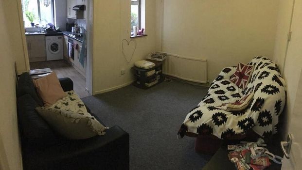 4 bedroom house to rent - Photo 1