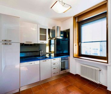 4.5 Zimmer, 126 m², 2. Stock - Photo 3