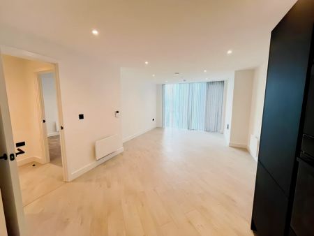 1 Bed 1 bath - Photo 5