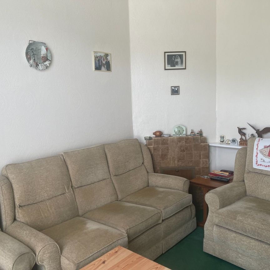 4 Bed Terraced House, St. Johns Road, HA9 - Photo 1