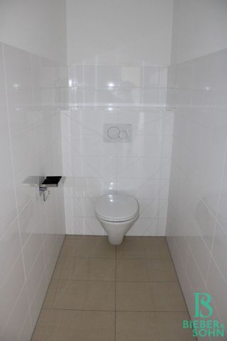 Moderne Familienwohnung mit Balkon - Photo 5