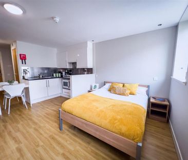 Studio to rent - Photo 3