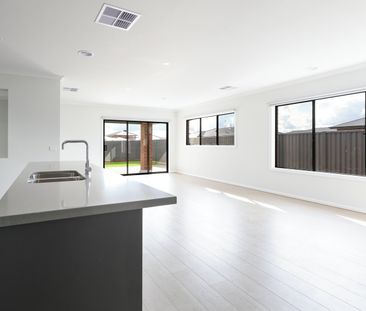 FAMILY HOME IN ALFREDTON!! - Photo 1