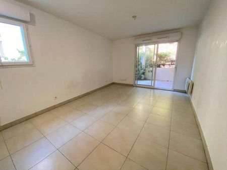 Location appartement récent 1 pièce 30.47 m² à Montpellier (34000) - Photo 2