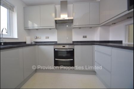 2 Bedroom House Rent City Centre Leeds - Photo 2