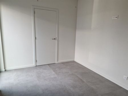 Appartement met 1 slaapkamer, staanplaats en berging - Foto 4