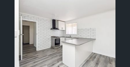 1/1 Olympic Parade, Kangaroo Flat, Vic 3555 - Photo 3