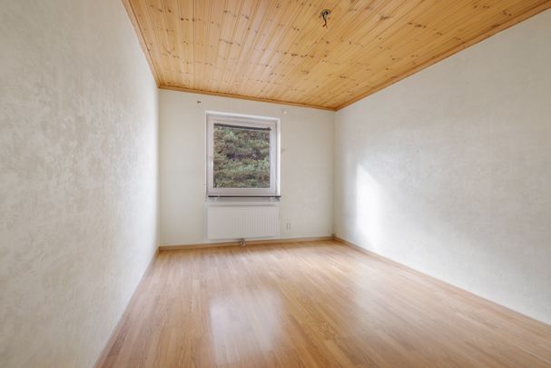 Lindholmsbacken, Skärholmen - Photo 1