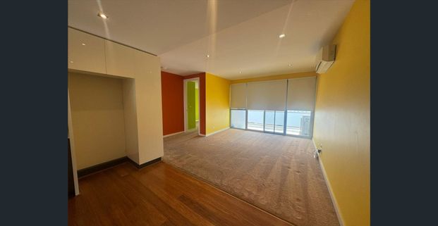 Modern apartment, Prime Location! - Photo 1
