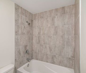 For Lease - 600 North Service Road Unit# 104, Hamilton, Ontario - Photo 6