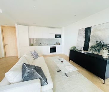 3 Bed Flat, Josephine House, NW10 - Photo 2