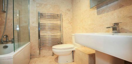 2 bedroom flat to rent - Photo 5