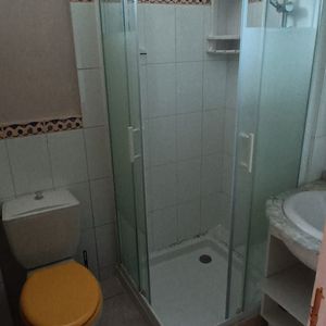 À LOUER – Studio meublé au rez-de-chaussée à TOURS centre • Réf. TNG-G0562 - Photo 3