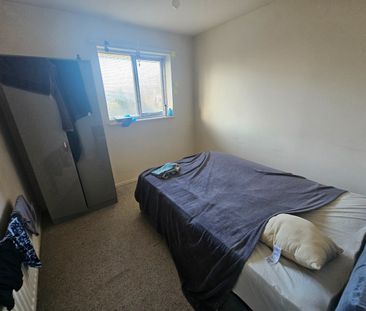 4 Bed Detached House, Biton Close, B17 - Photo 5