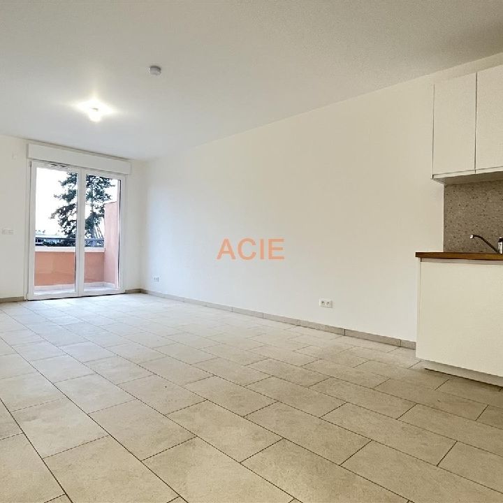 Location Appartement 2 pièces 50m² LOUVRES 95380 - Photo 1