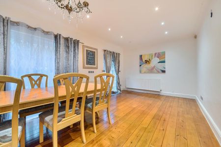 5 bedroom detached bungalow to rent - Photo 5