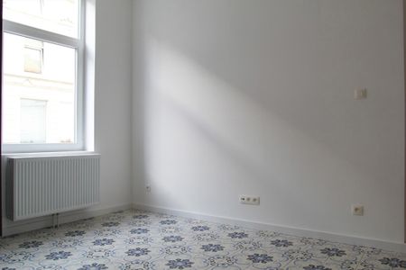 Dubbele studio of starterswoning in Sint-Amandsberg! ZONNEPANELEN AANWEZIG - Foto 3