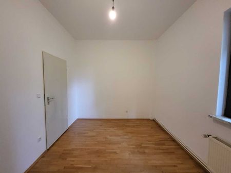 Großzügige 5-Zimmer-Wohnung in Berlin-Steglitz! - Photo 4