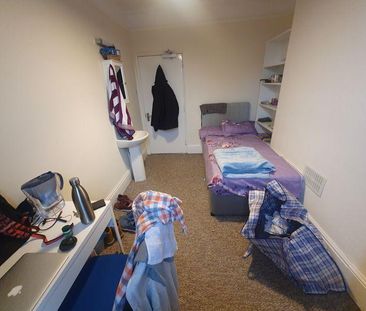 Mixed use to rent - Photo 2