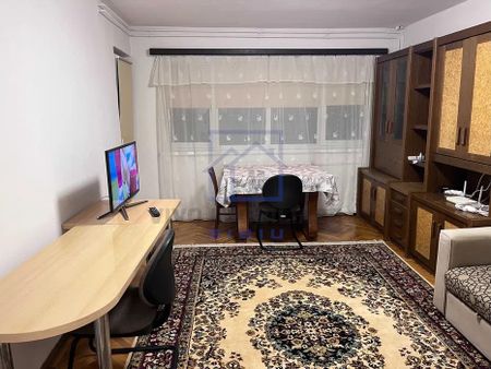 Apartament de inchiriat in Sibiu - 2 camere, decomandat, cu balcon, Bd. Mihai Viteazu de inchiriat - Photo 2