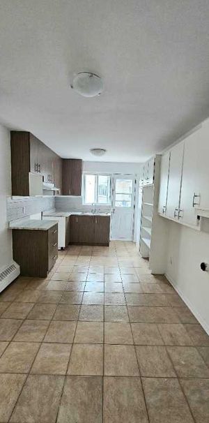 Lumineux, Vue sur le Golf, Tranquil & Chauffé 4 1/2 - Photo 1