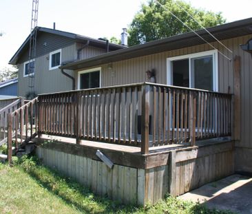 For Lease - 1042 Goshen Road, Innisfil, Ontario - Photo 3