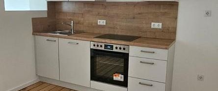 Schöne 3-Zimmer-Wohnung mit Balkon im Herzen der Altstadt von Bad Camberg - Foto 1