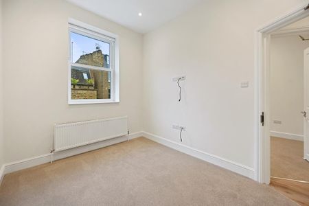 4 bedroom flat to rent - Photo 4