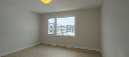 For Lease - 821 Arcadian Private, Kanata, Ontario - Photo 5