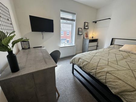 1 bedroom terraced house to rent - Photo 2