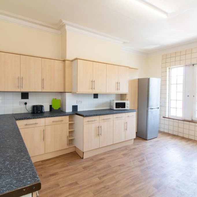Brookvale Road,Southampton - Photo 1