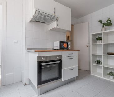 Great room with balcony in La Latina - Photo 4