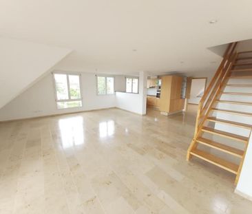 "Traumhafte Dachwohnung mit Balkon!" - Foto 4