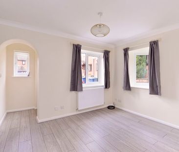 Fox Road, Haslemere - 1 bedroomProperty for lettings - Seymours - Photo 5