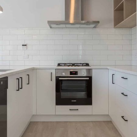 3 Bedroom Home on Parekareka Lane. - Photo 3