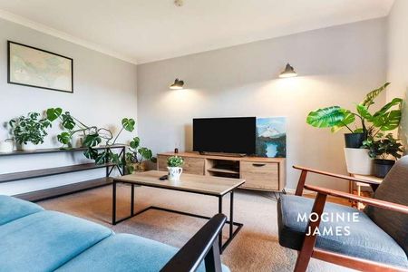 Harrison Way, Cardiff, CF11 - Photo 2