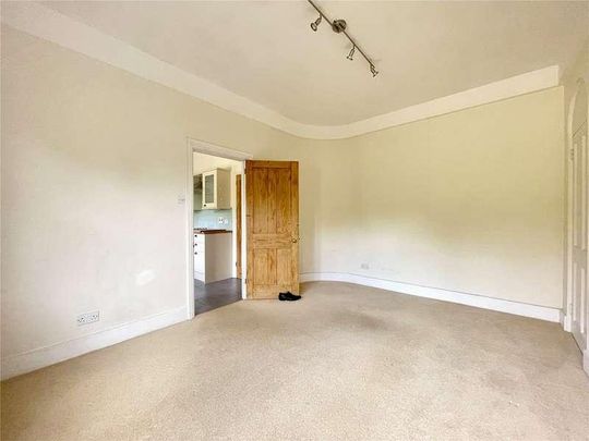 Holwell Lane, Essendon, Hertfordshire, AL9 - Photo 1