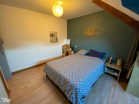 Pour visiter, appeler le 02.23.55.91.17. VAL D'IZE - Maison T5 comprenant : Au rez de chaussé... - Photo 3